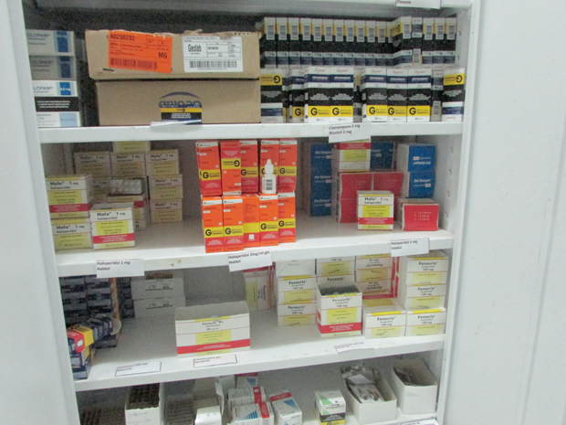 Prefeitura Municipal investe em medicamentos para a Farmácia de Todos em Rosário da Limeira (6).JPG